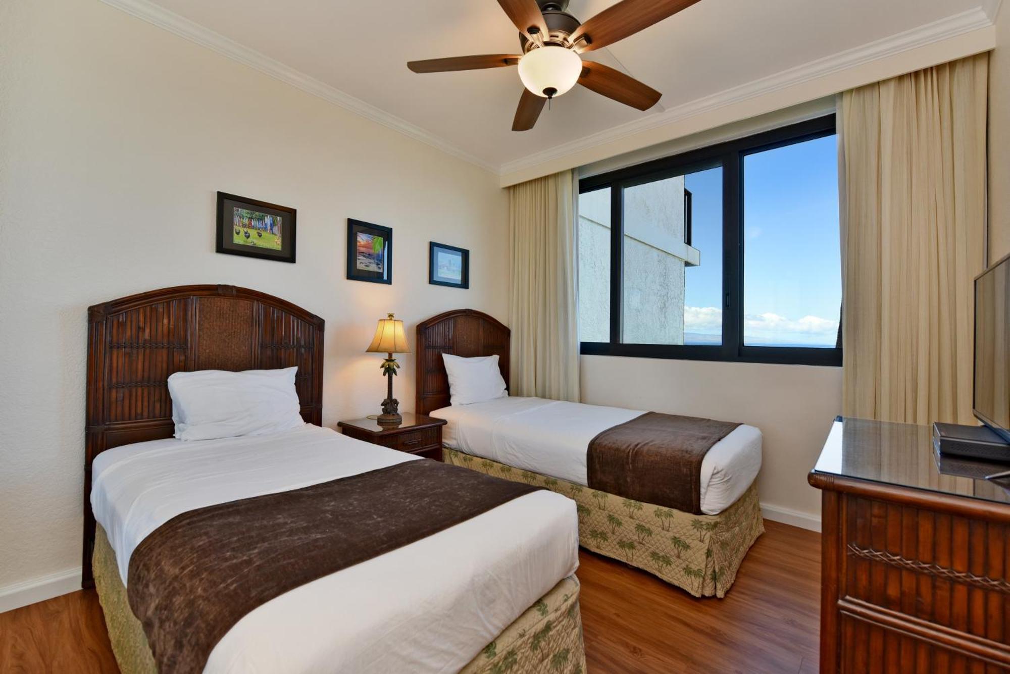 Kaanapali Shores 160 - Sleep Steps Away From The Ocean Кахана Экстерьер фото